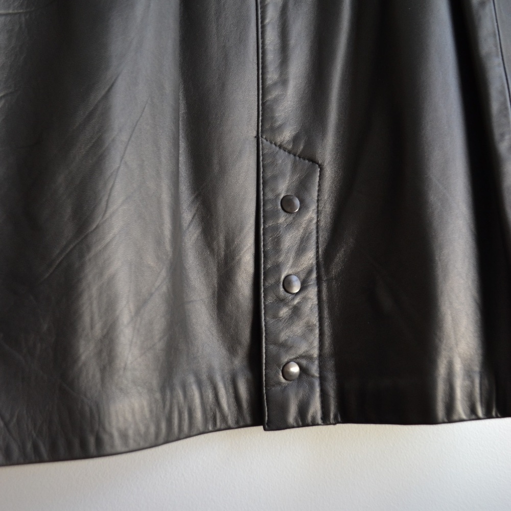 • MAXIMA LEATHER PENCIL SKIRT • - Picture 5 of 6